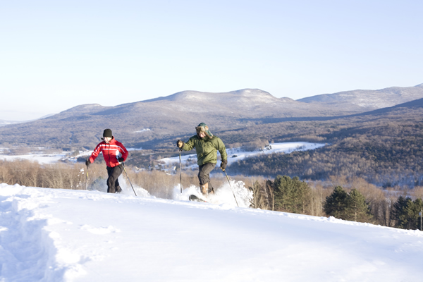Au Diable Vert « raquettes » (&copy;Au Diable Vert « Station de montagne »)
