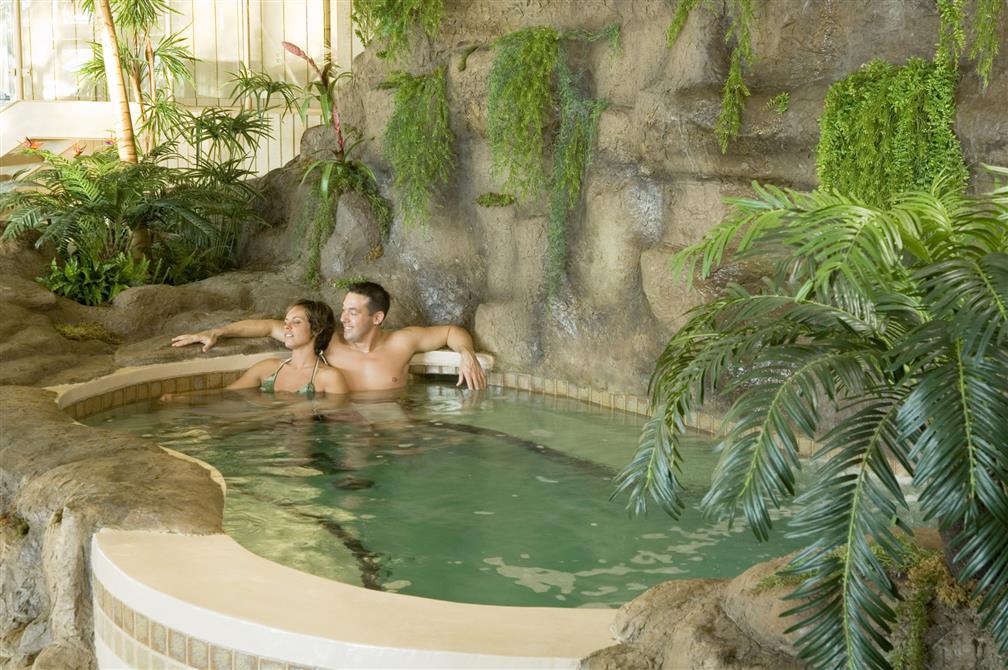 Baignoire a remous (&copy;HÔTEL LE PRÉSIDENT)