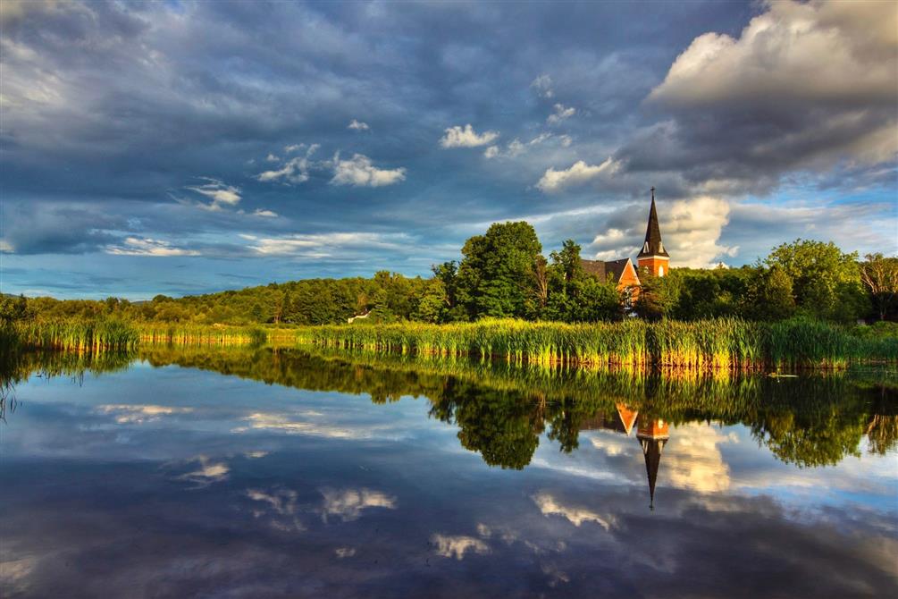 Three Pines Tours (&copy;Three Pines Tours)