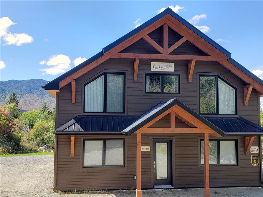 Chalet Zénith (&copy;AVENTURE ÉVASION ESTRIE INC.)