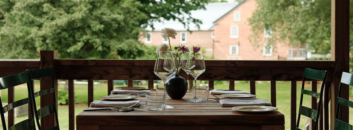 Terrasse (&copy;Espace Old Mill)