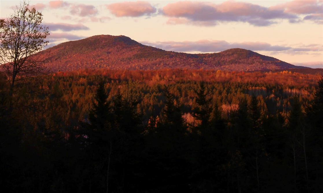 Vue sur le mont Ham (&copy;Écogîtes Inspire)